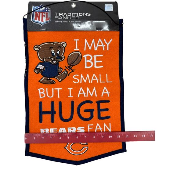 Chicago Bears NFL Da Bears Baby “I May Be Small But Huge FanBanner BRAND NEW - Picture 3 of 4